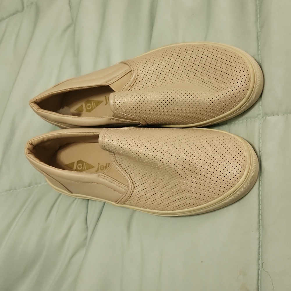 Tan slip ons size 38 (7.5)